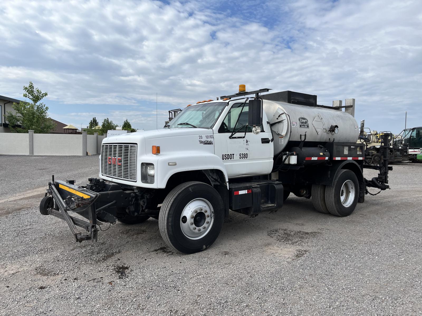 ./imagenes/INVOICE/2019/16599/CAMION PETROLIZADOR GMC TOPKICK (4).JPG